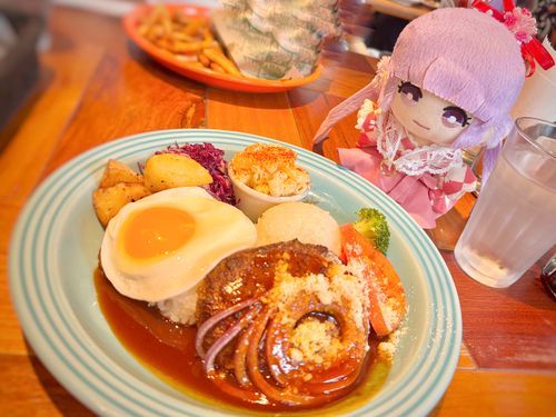 「美味しいロコモコを食べたよ。ロコモコ……響きが可愛いね」