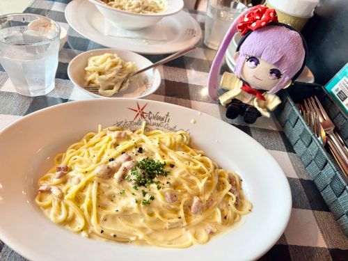 「ここのカルボナーラがお気に入りなんだって。久しぶりに行けて良かったね」