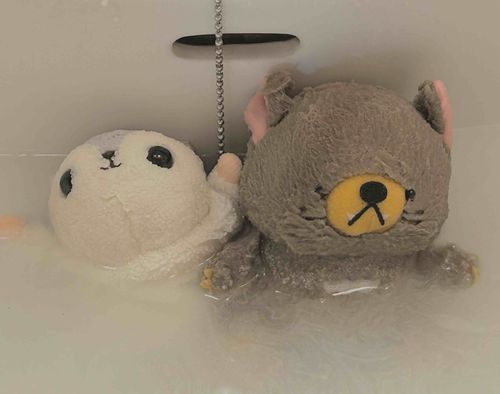 なんかでっかいのとおふろはいる！！！！