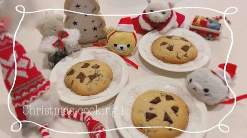 チャンククッキーを4人で
つくったよ🍫🎅
