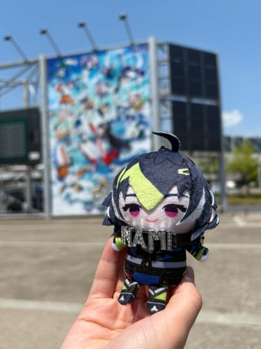 ﾊﾟｯ!ぺぇ！

（どーこだ！と言ってます）