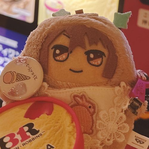 🐯⚪️あいちゅ！！！

-----------
(飼い主より)
アイスが好きなモントラ(しらたま)がアイスを食べた記録をつけていくアカウントです。
語彙がとら、とらたま、あいちゅなど乏しいので文章はあまりありません