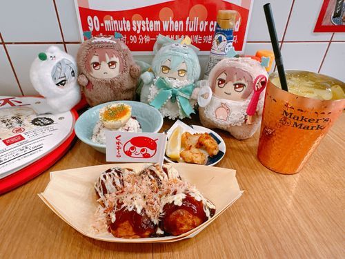 5月に大阪に行った時の写真だよ、チィツァはここのたこ焼きがお気に入りなんだって