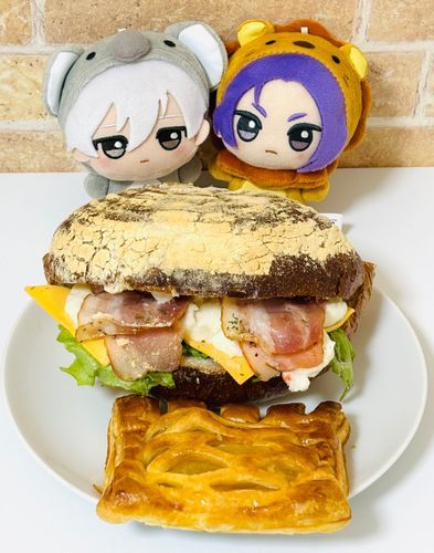 人間、パン屋のパンも好き