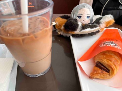 主とサンマルクでちょっと休憩……
水分補給、大事だからちゃんと取らないとダメだかんね。