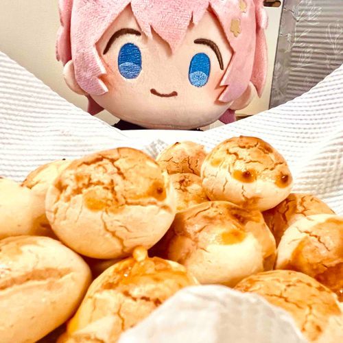 秋田藤四郎です！
主君がポンデケージョ？というものを作ってらっしゃいました！
まるまるしてて可愛いです！