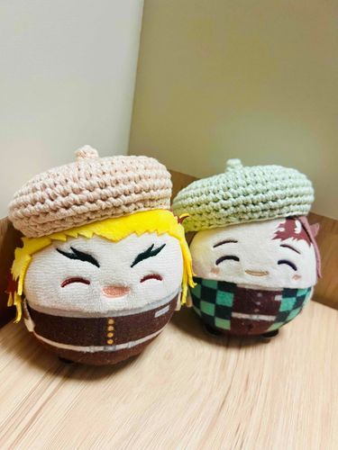 やわらかいカラーのベレー帽を編みました👒