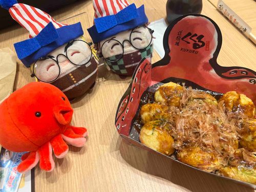 大阪滞在最後のご飯はたこ焼きにしました🐙🐙🐙