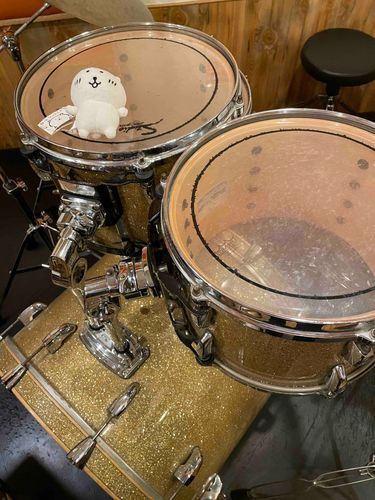 うひゃードラムでっかいの〜〜🥁