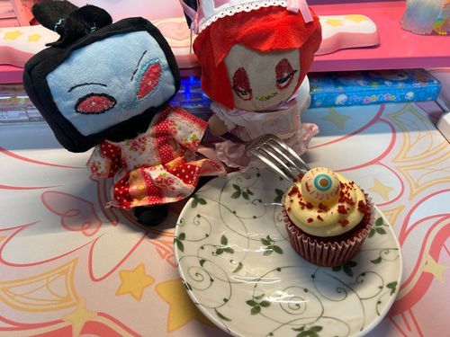 なんなんですかおまえ！あらぬいちゃんのケーキなんですが！？