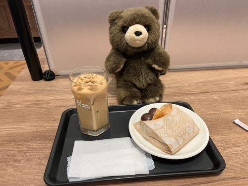 ミスドの新作ドーナツが食べたくて来たんだけど
夕方過ぎだったからか、売り切れだったよ😢
さくぽふん…