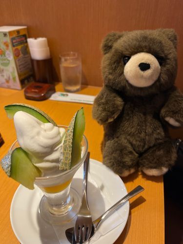 フライングガーデンは

デザートが

めちゃめちゃ美味しいんだ🧸

おいしーーーーい！！！