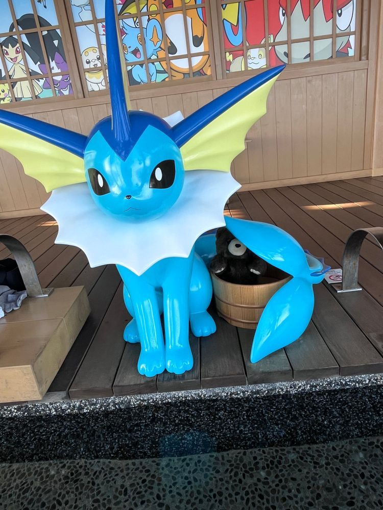 和倉温泉のポケモン足湯♨️
景色がきれいで
お湯がきもちよくて
ポケモンたちがかわいい🧸✨