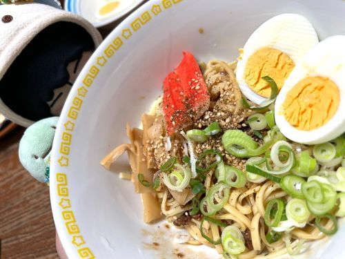 おともだちがくれたからいラメン🍜
しるなしたんたんめん！
ぴりっとからくてめちゃうんまかった🤤またたべたい🌶️