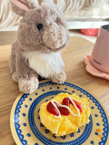 ミニオムレツ🥫
チーズがはいってて、うれしかったわ🧀
