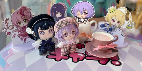 🎀コラボカフェとってもかわいいの〜♪
(ユメと、無理やりに連れ出したエス)