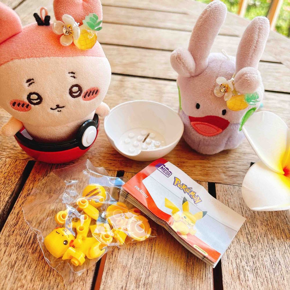 ハワイでもポケモン見つけてはよろこんでたパシ！これは手がカニみたいなピカチュウパシ🦀