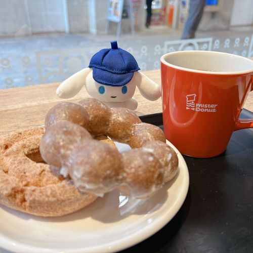 だいすきポンデショコラとシナモンのオールドファッション🍩
でもポンデシリーズはしょうゆ味が好きなんだ〜！復活しないかなぁ…