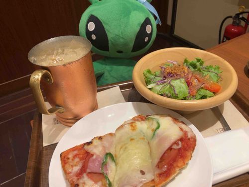 安定の上島珈琲店☕️
ピザトースト食べるの実はお初🍕