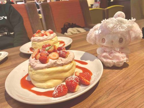 🍓🥞🍓✨