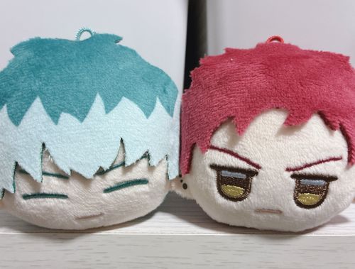 とうとううちにもコイツらがきたぜ　引きが良くてうれしいぜ　コイツらは1ミリもうれしそうな顔じゃないぜ　そこがまたかわいいんだぜ　