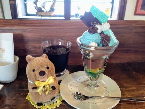 8月のチョコミントのパフェ(ง 'о')ว