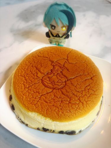 りくろーおじさんもハロウィン仕様ですね。