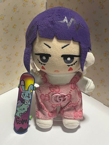 🎸「ぬしがげーせんで、すけーとぼーどがんばってとってくれたんだ✨
ぞんびのうさちゃんとねこちゃんがかわいくて、ろっくだよね😏」