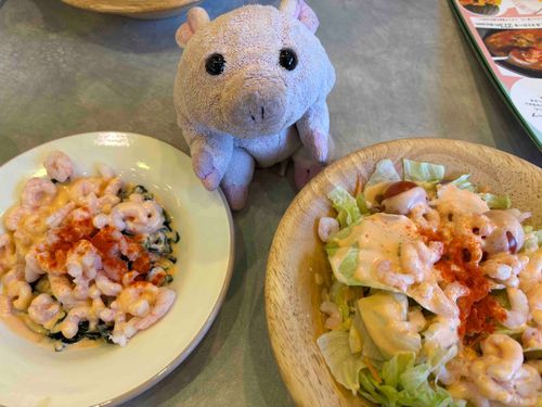 サイゼリヤのエビのカクテルサラダに追いエビをしたよ