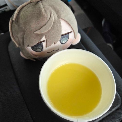 初めまして、かなまるだよ〜
よろしくね。
ご主人にコンポタもらったよ🌽