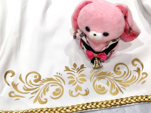 美しい模様ですが、パセリ柄ではないのですね。