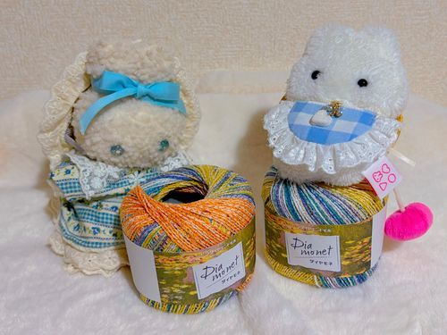 あみもの どハマりかいぬし、ついに1たま1000円こえ けいとかっちゃった…🧶✨️
モネの かいがを イメージしたけいと、なにをつくるのかな？たのしみ〜💕
