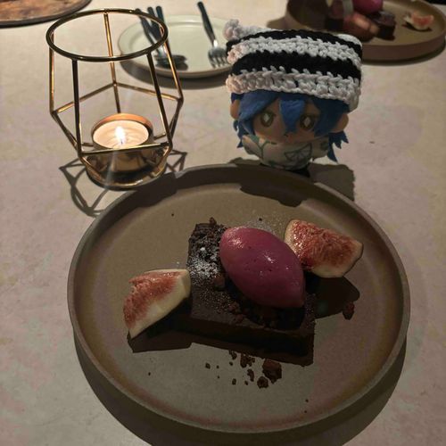 ちょっといいかんじのごはんやさんにきてしまったでござるよ、、、