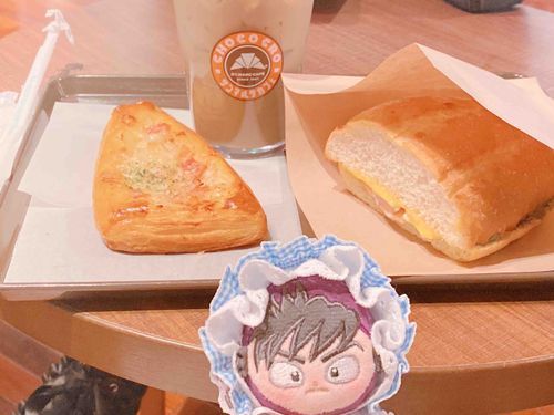 熱いから冷ましているんだって