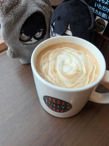 そら:ちらり
りゅうじ　に　つづいて　あたらしい　こ
ぼく　そっくり！