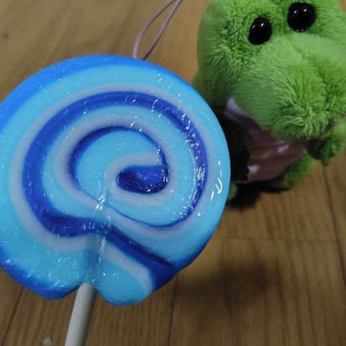 わに、ぐるぐるキャンディーだよ