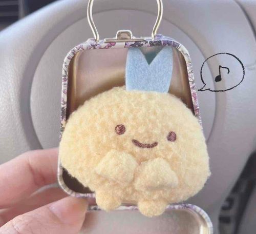 アジちゃんの主です！
主は本日お仕事なので
主母にアジちゃん預けてます( *´꒳`* )
お買い物について行くらしくワクワクしてるみたいです！
良かったね〜🥰