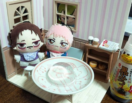 おはようございますっぴ！
きのう食べた、旅のおみやげ「水わらびもち」っぴ💗

とうめいでキレイで、人魚姫の涙みたいっぴ…

これからきな粉と黒みつをかけていきますっぴ！