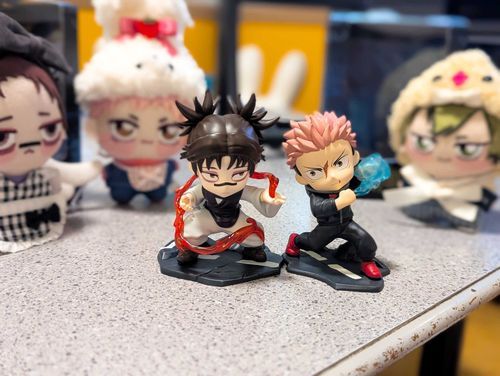 新しいフィギュア、可愛いっぴ！
兄弟で並ぶと共闘してるみたいっぴね❣️