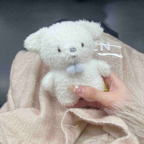 今日は会社行きたくなくて、いつもはお留守番だけど着いてきてもらうの。
