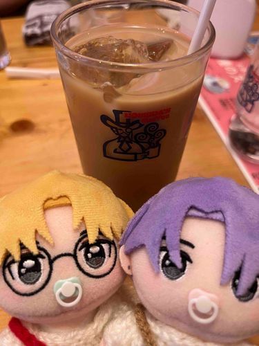 コメダのアイスオーレ ♩ コメダっておうちみたいにすごく落ち着くんだ〜