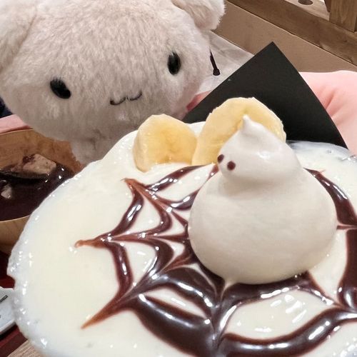 ハロウィン仕様のクレープ
トリックオアトリート