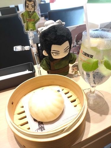 モヒートと肉まん美味しかった😋