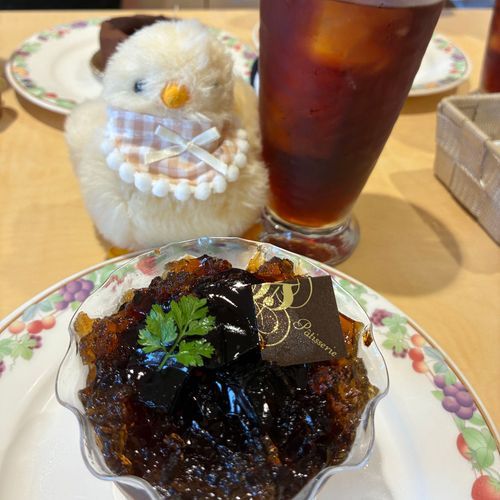 ぷるぷるつやつやコーヒーゼリーだね