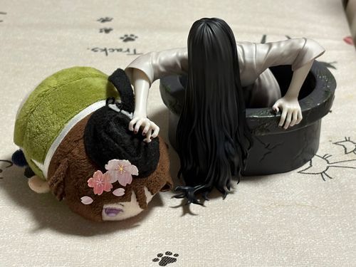 も゛…も゛ち゛ぃ゛…