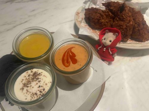 インスタで見つけた飲めるチキン！
本当に飲んじゃえそうだった〜
美味しかった♡

ろけっと