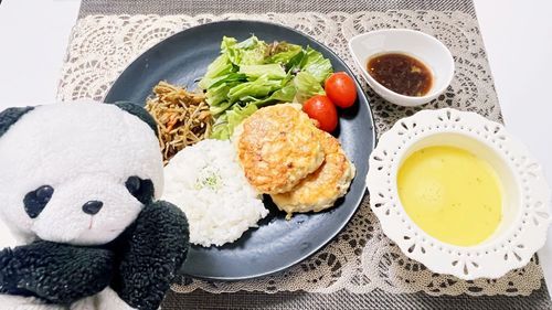 今日の夜ご飯は豆腐ハンバーグだよ〜😋