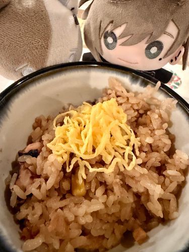 タコとトウモロコシの炊き込みご飯だよ🌽
