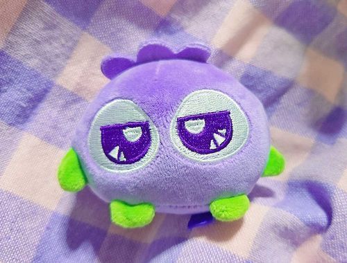 ブルブルくんのガチャガチャ回したよ