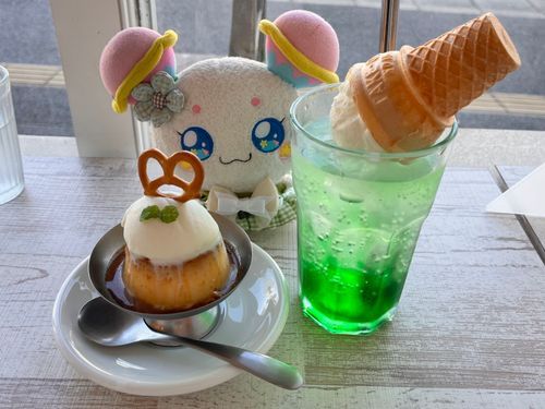 すてきなカフェでおやつフワ！